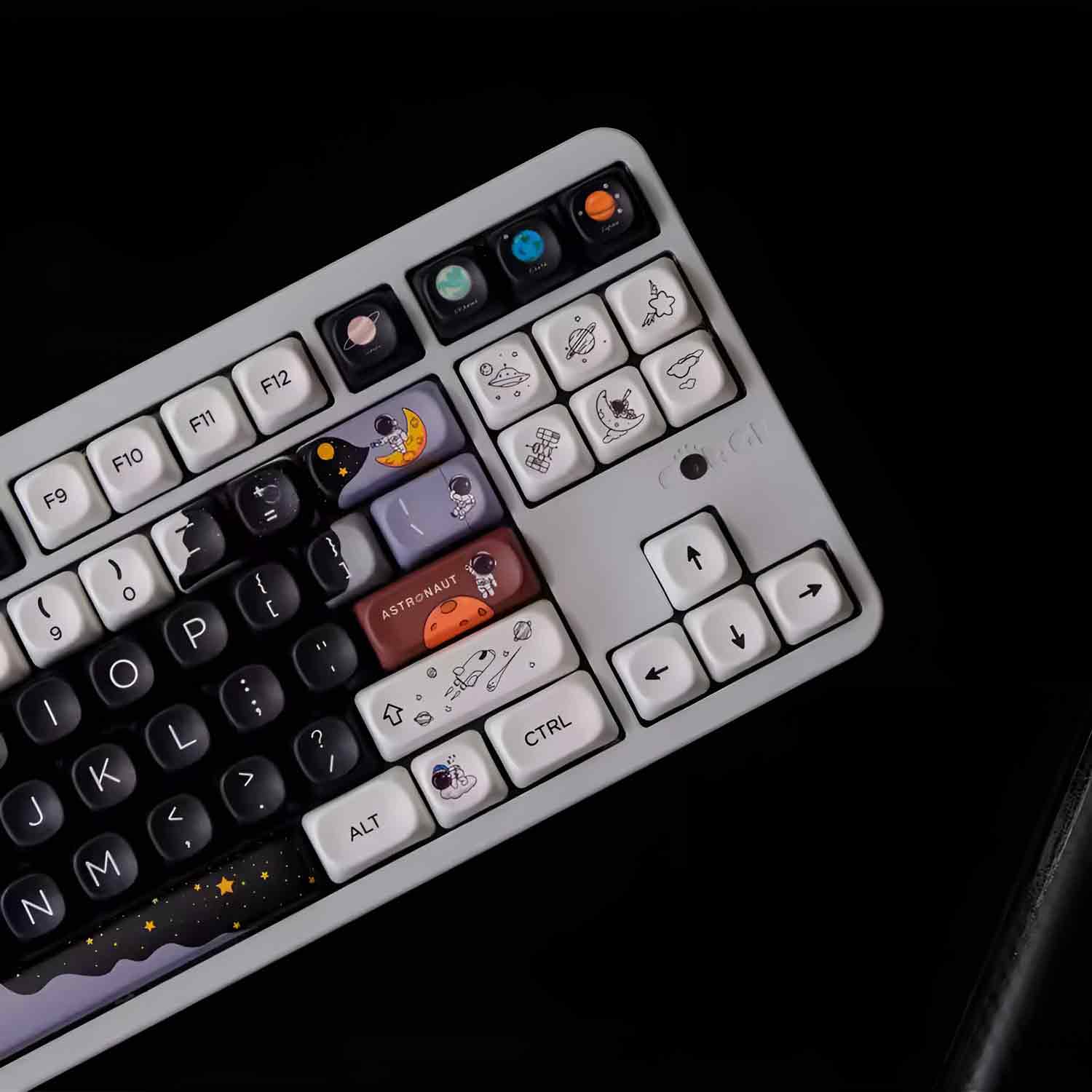 Astronaut keycaps